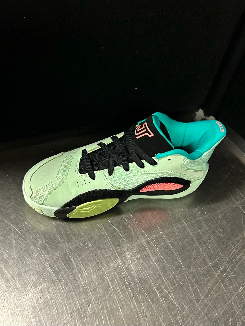 Nike Air Jordan Size 6Y